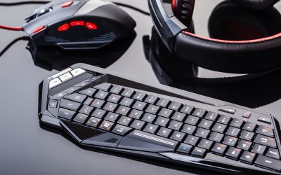 Gamer’s Arsenal: 10 Must-Have Gaming Gear Essentials